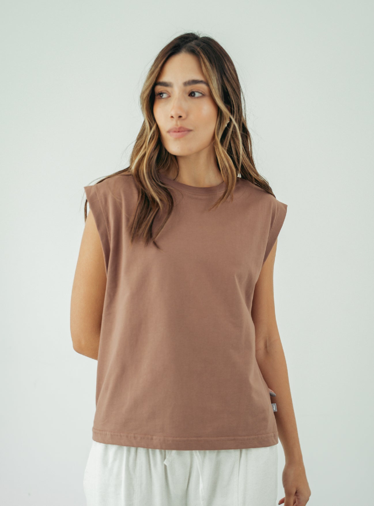 Muscle Tee - Mocca