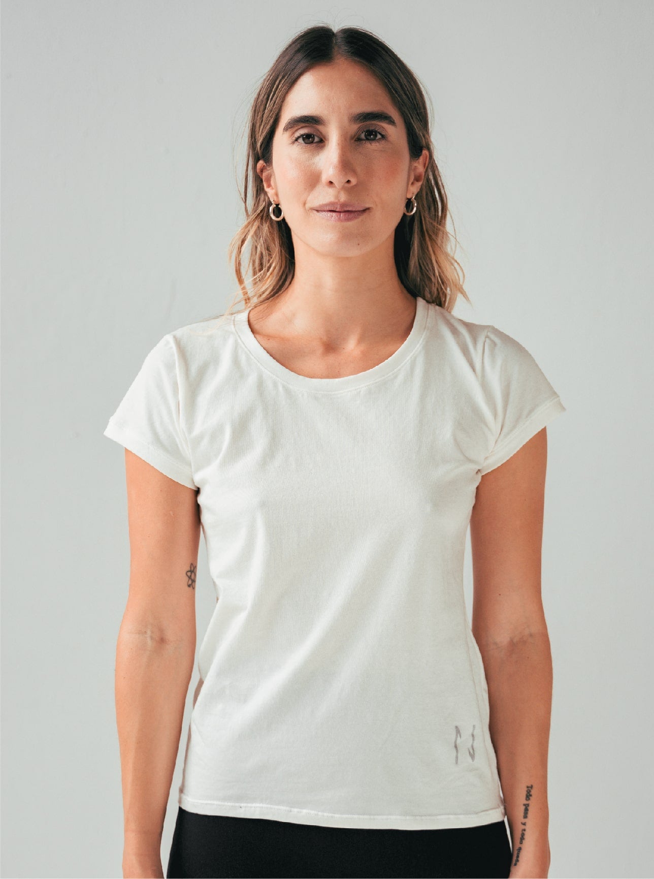 Camiseta blanca Modal con cuello en V, camiseta de manga corta con
