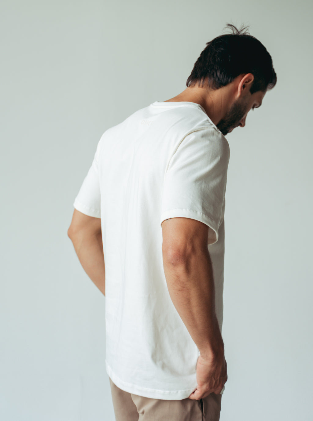 Camiseta Hombre Regular Fit - Marfil