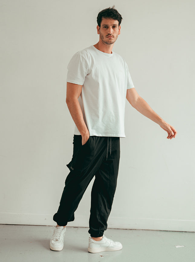 Outfit Pantalón Cargo Negro Outfit Pantalon Cargo Militar Hombre