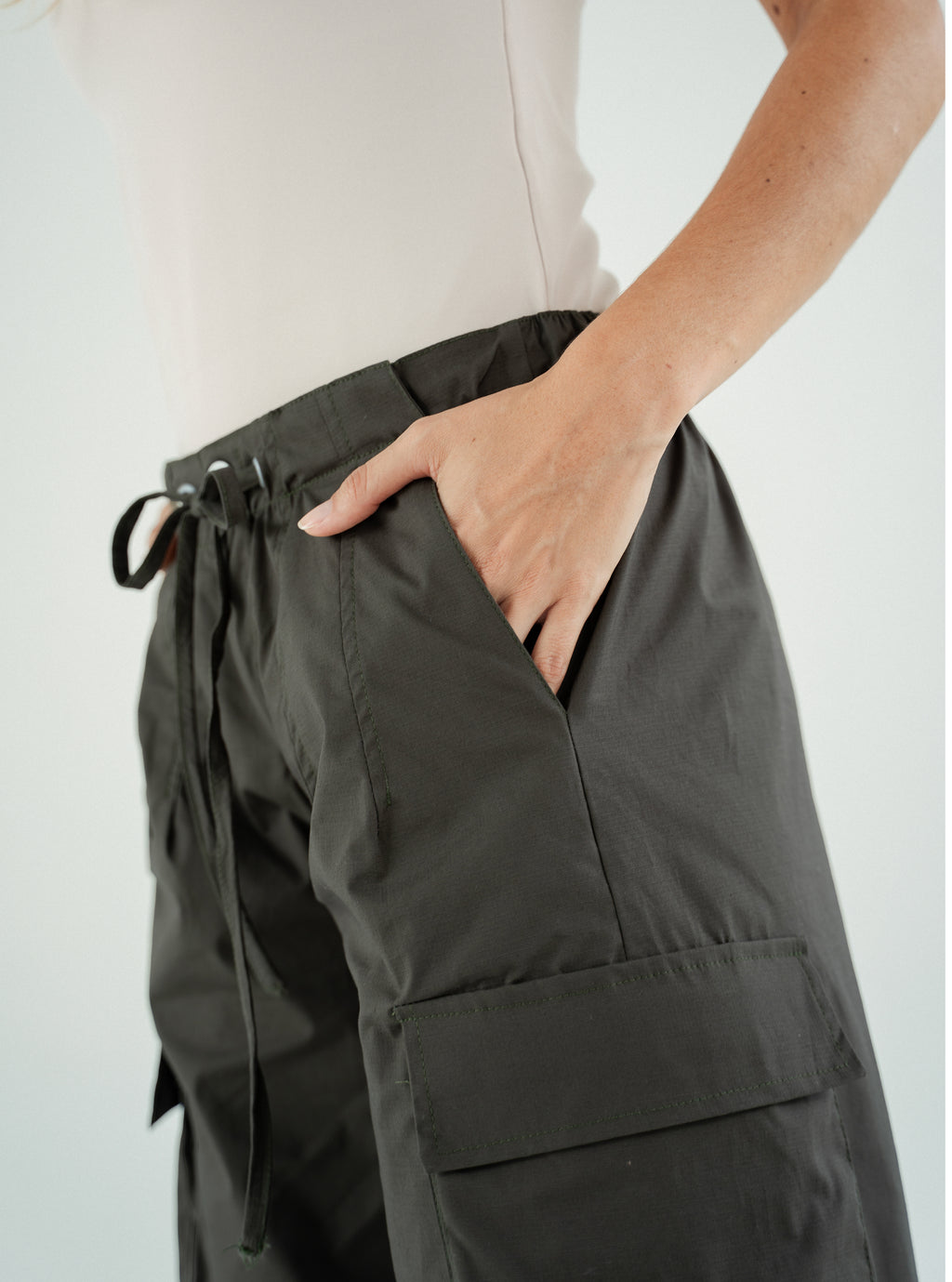Pantalon Wide Cargo Militar
