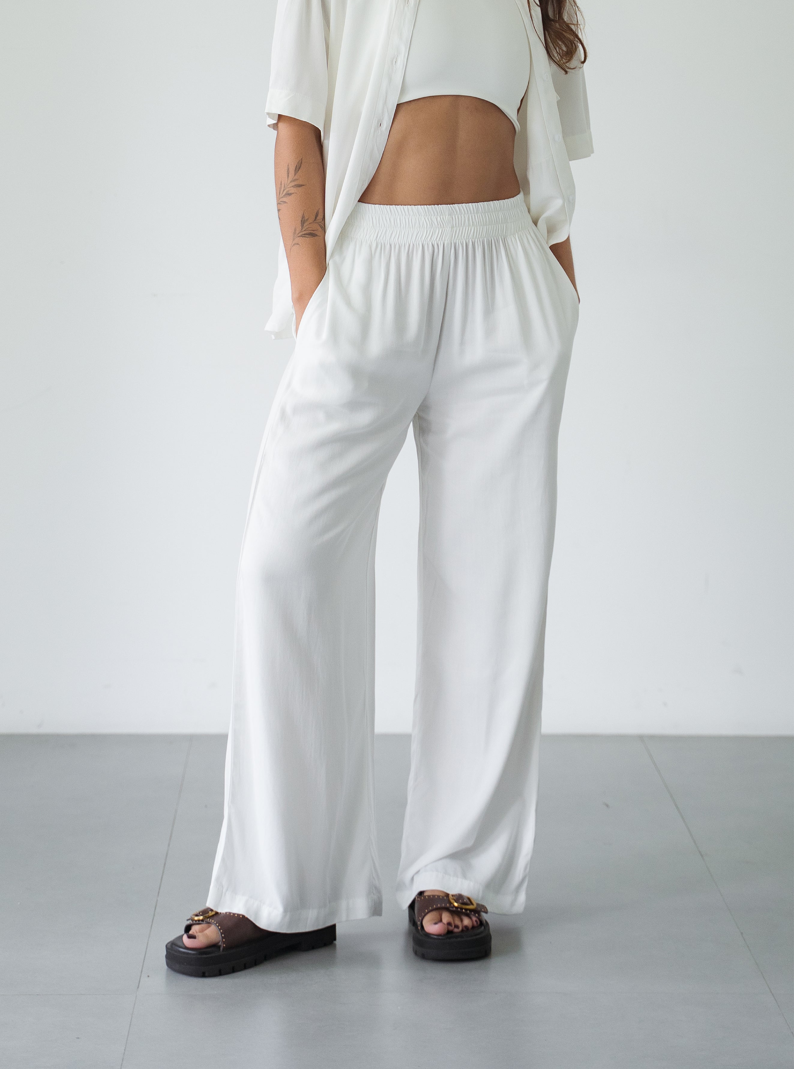 Set Breezy Creamy Palazzo