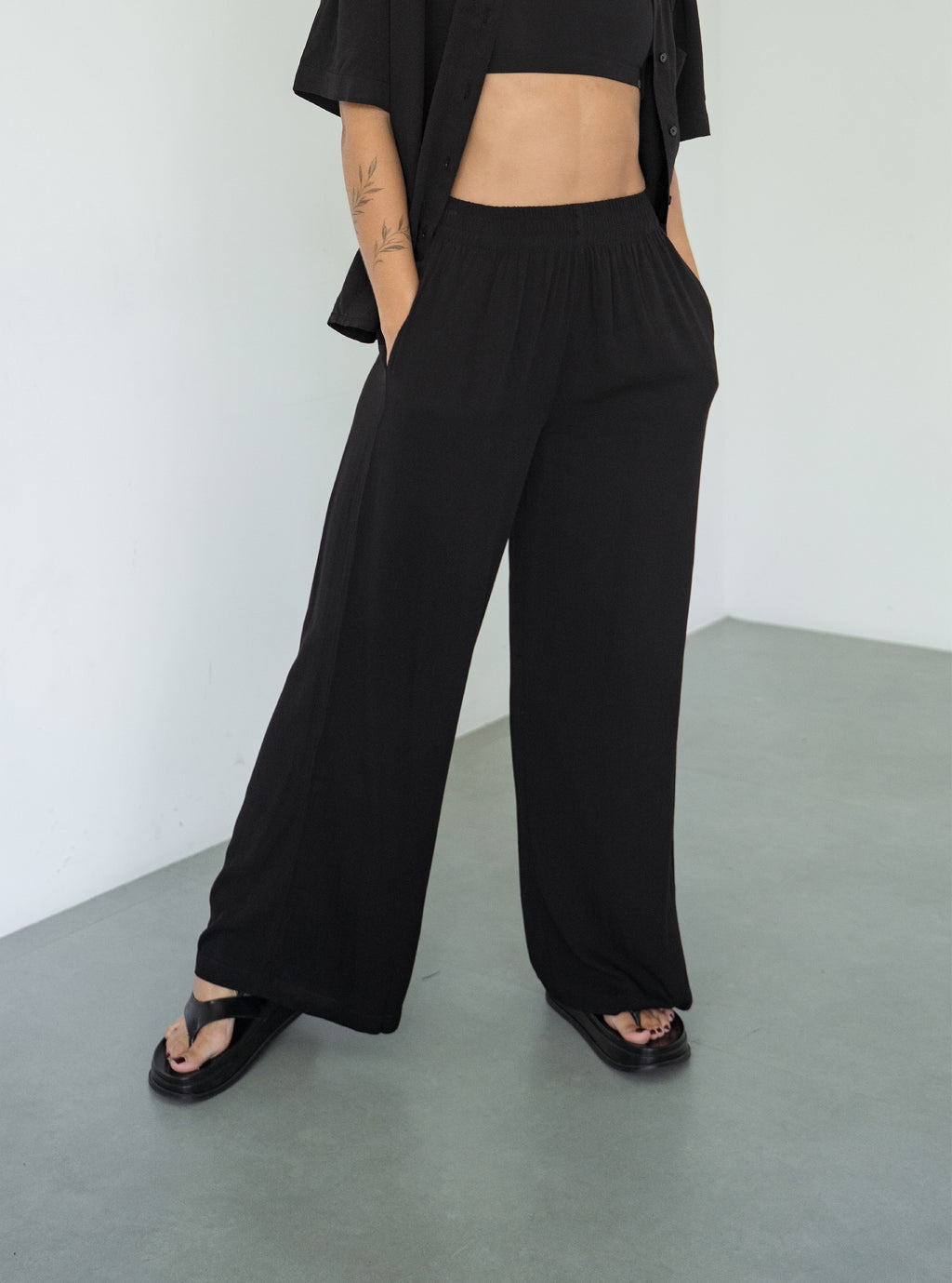 Set Breezy Black Palazzo