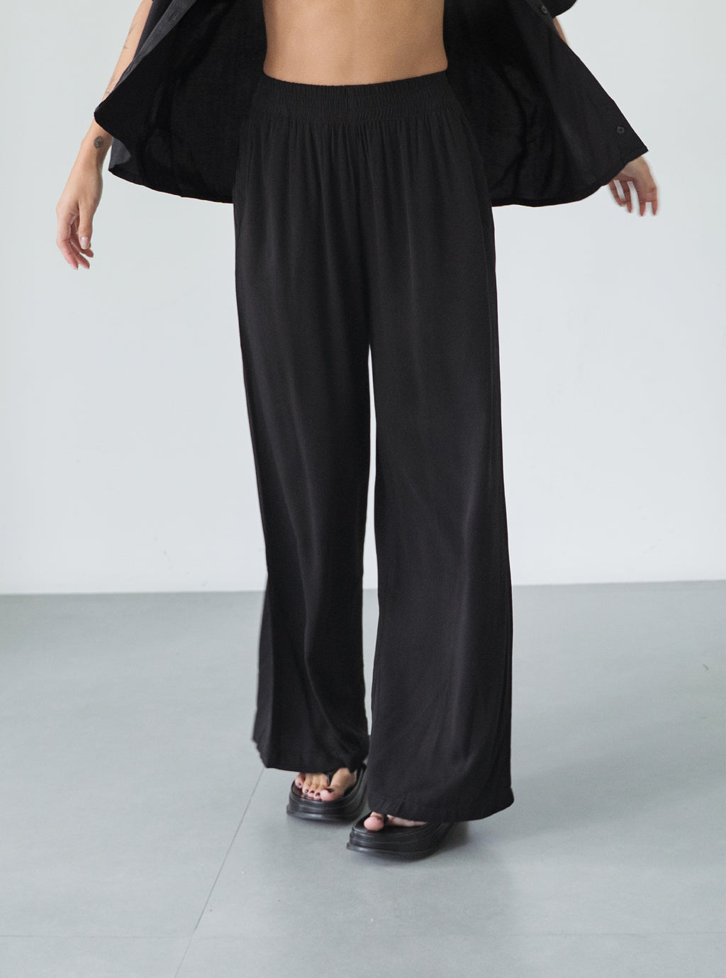 Palazzo Breezy Black