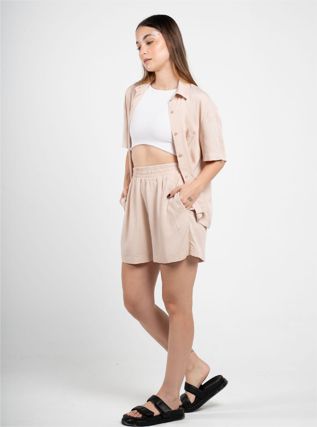Short Breezy Sand