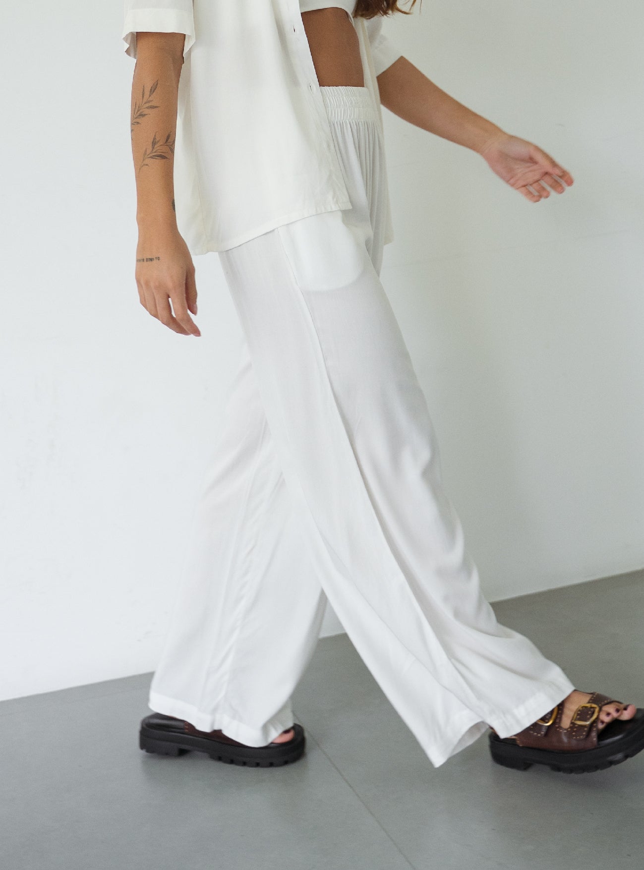 Set Breezy Creamy Palazzo